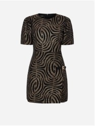 Vestido curto com detalhe de alamar personalizado