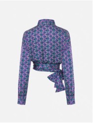 Blusa estampada com detalhe de nó