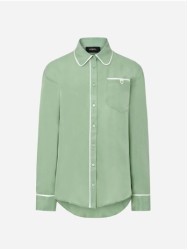 Plain blouse with contrasting fittings
