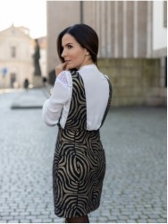 Blusa com detalhes em renda