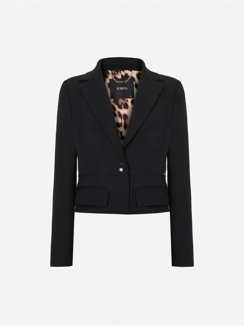 Short blazer with flaps