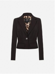 Short blazer with flaps