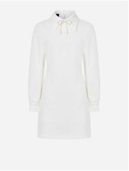 Vestido detalhe laço pérolas no decote