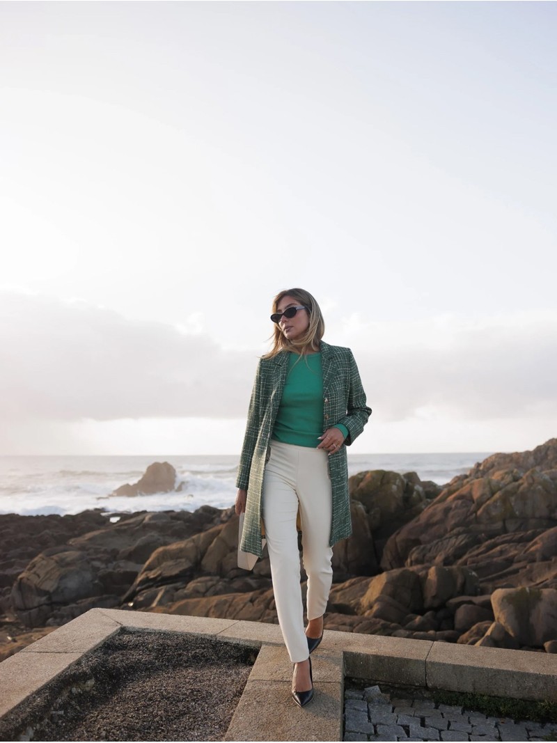 Round neck sweater with monogram rectangle