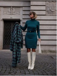 High neck dress with customized belt