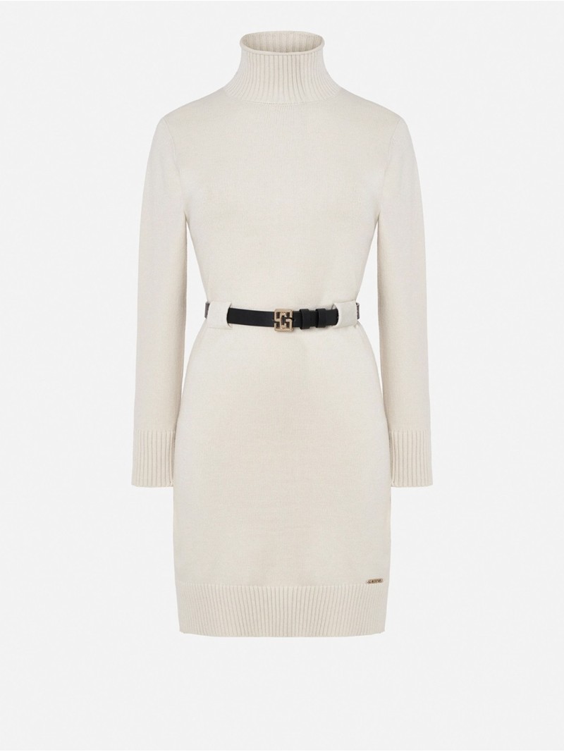 High neck dress with customized belt
