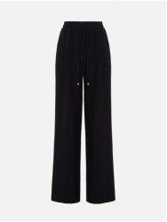 Calça lisa com pregas e elástico na cinta