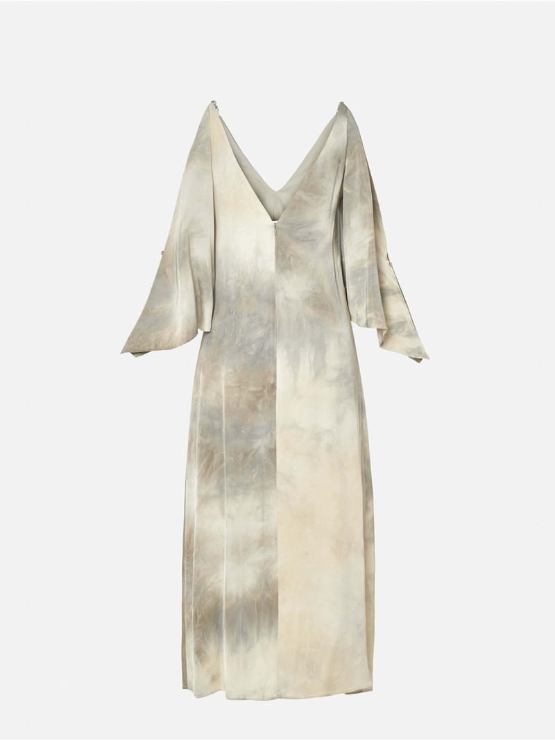 Vestido midi estampado com aberturas nas mangas
