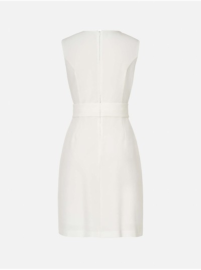 Short dress with button detail