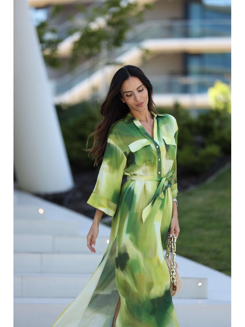 Vestido estampado comprido com cinto