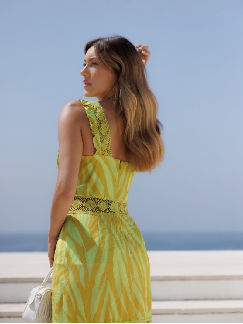 Vestido estampado comprido com detalhes de renda