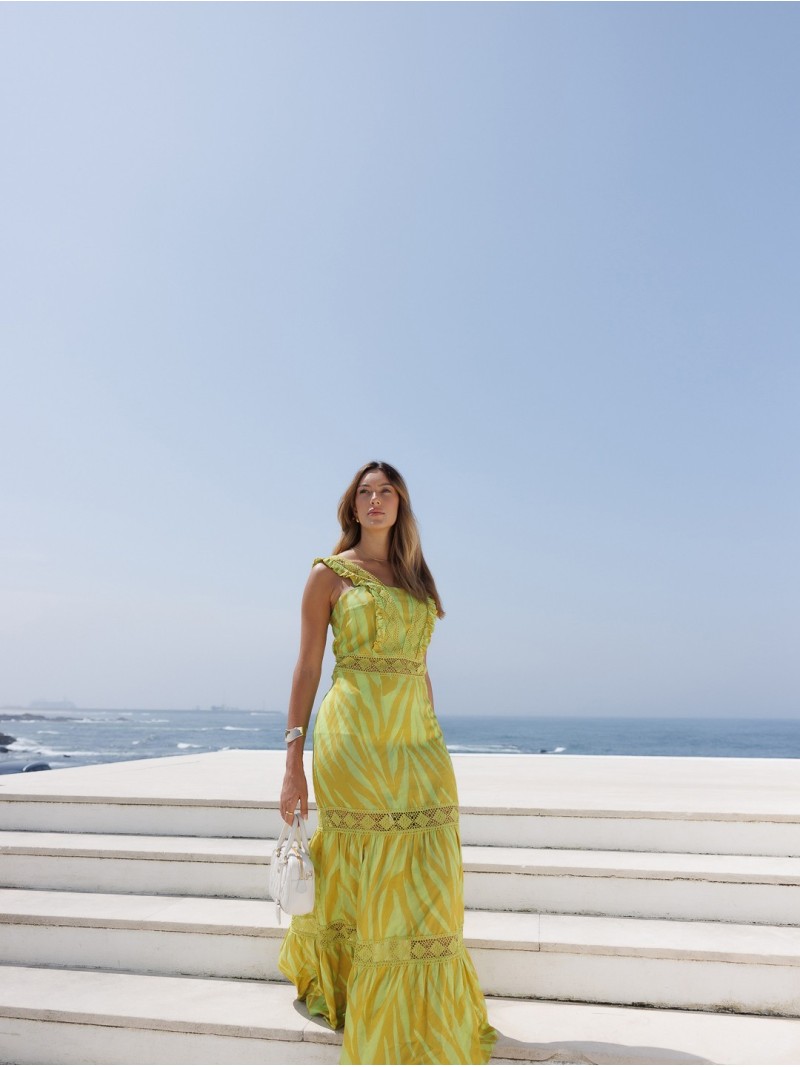 Vestido estampado comprido com detalhes de renda