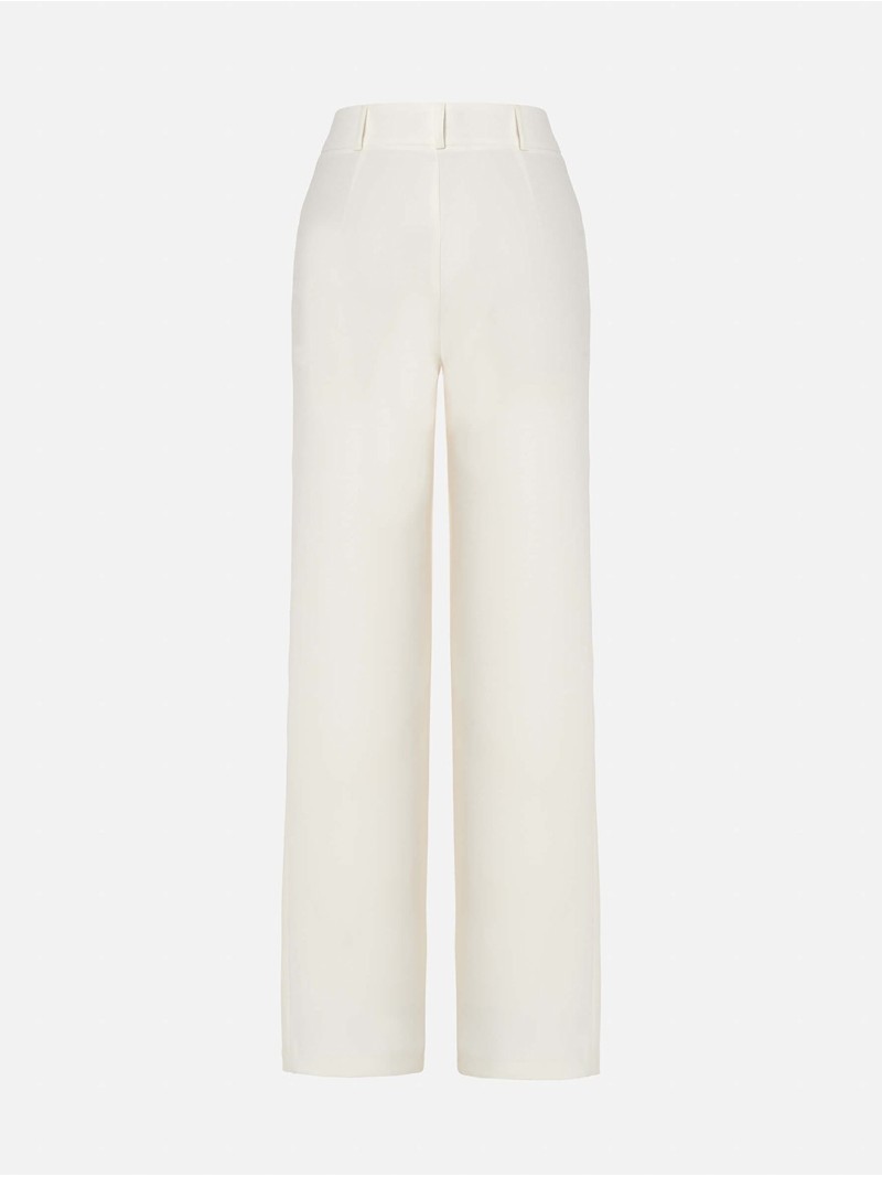 Long trousers with a straight fit and high waist