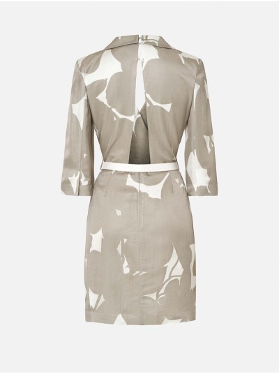 Dress with a flap collar and personalized belt.