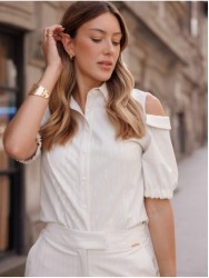 Blouse with shoulder cut-out details