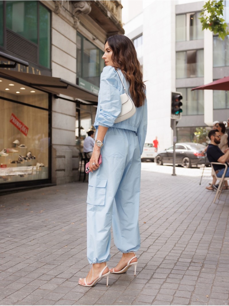 High-waisted cargo trousers