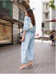 High-waisted cargo trousers