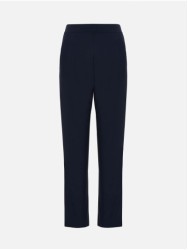 Calça de cintura subida e perneira justa