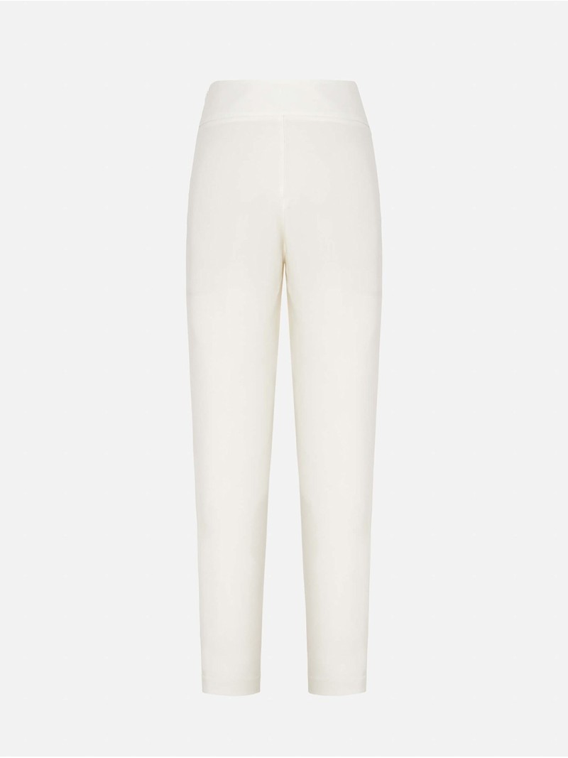 Calça de cintura subida com aplicação metálica