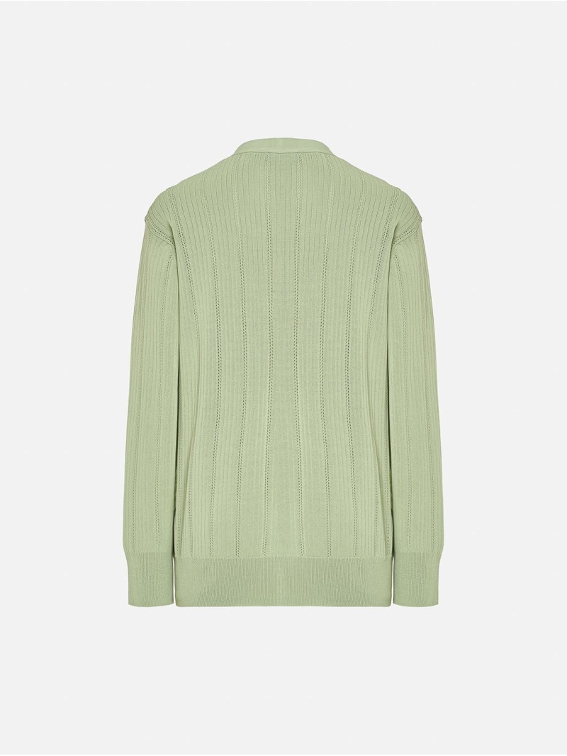 Loose-fitting knit cardigan