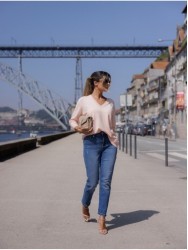 Long-sleeve sweater with contrasting stripes