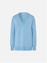Long-sleeve sweater with contrasting stripes