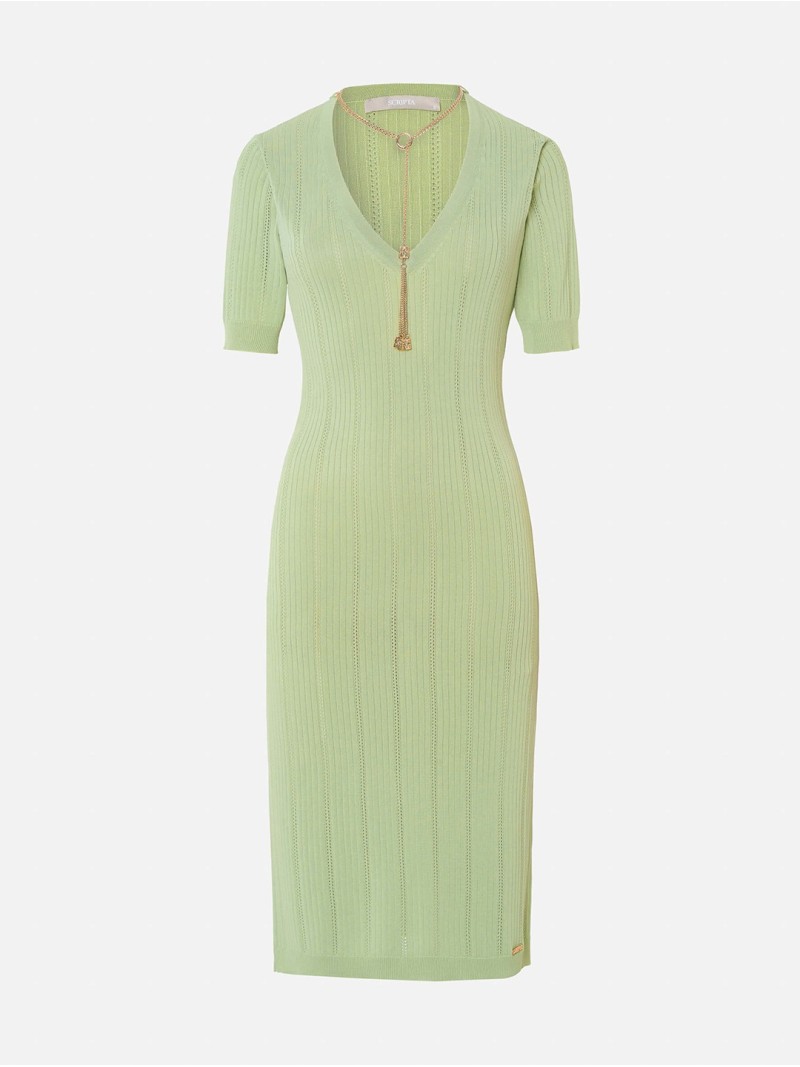 Vestido em malha com corrente metálica