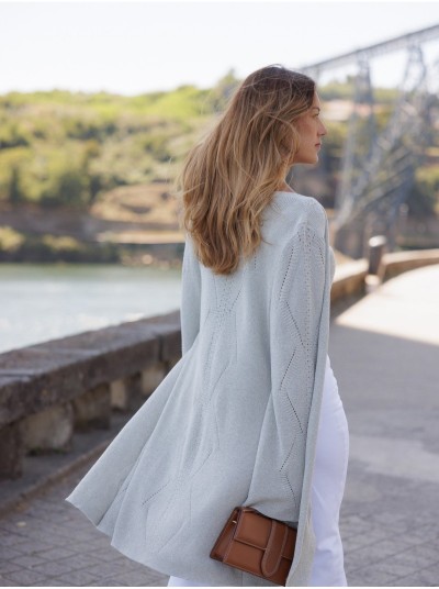 Long knit cardigan with wide sleeves