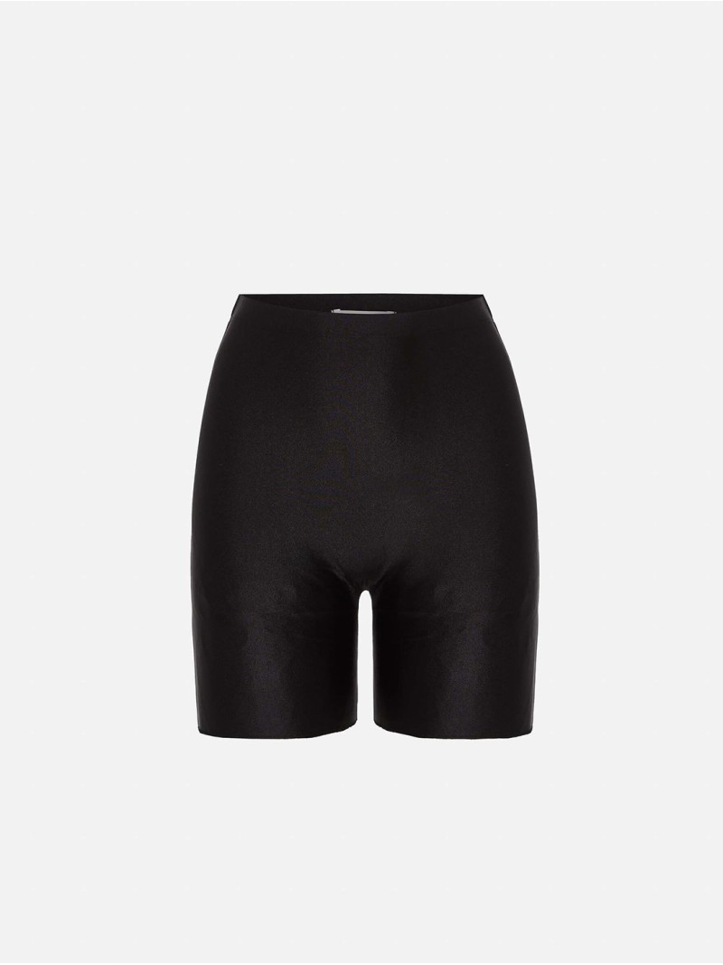 Fitted seamless knit shorts