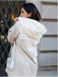 Parka com efeito de pêlo e capuz