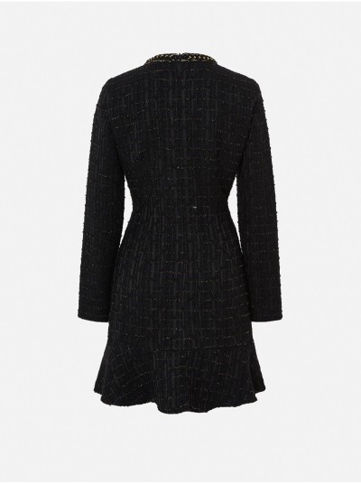 Vestido com pormenor de botões metálicos