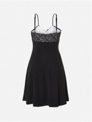 Vestido com renda