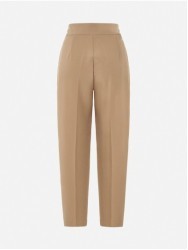 Calça de cintura subida e detalhe metálico