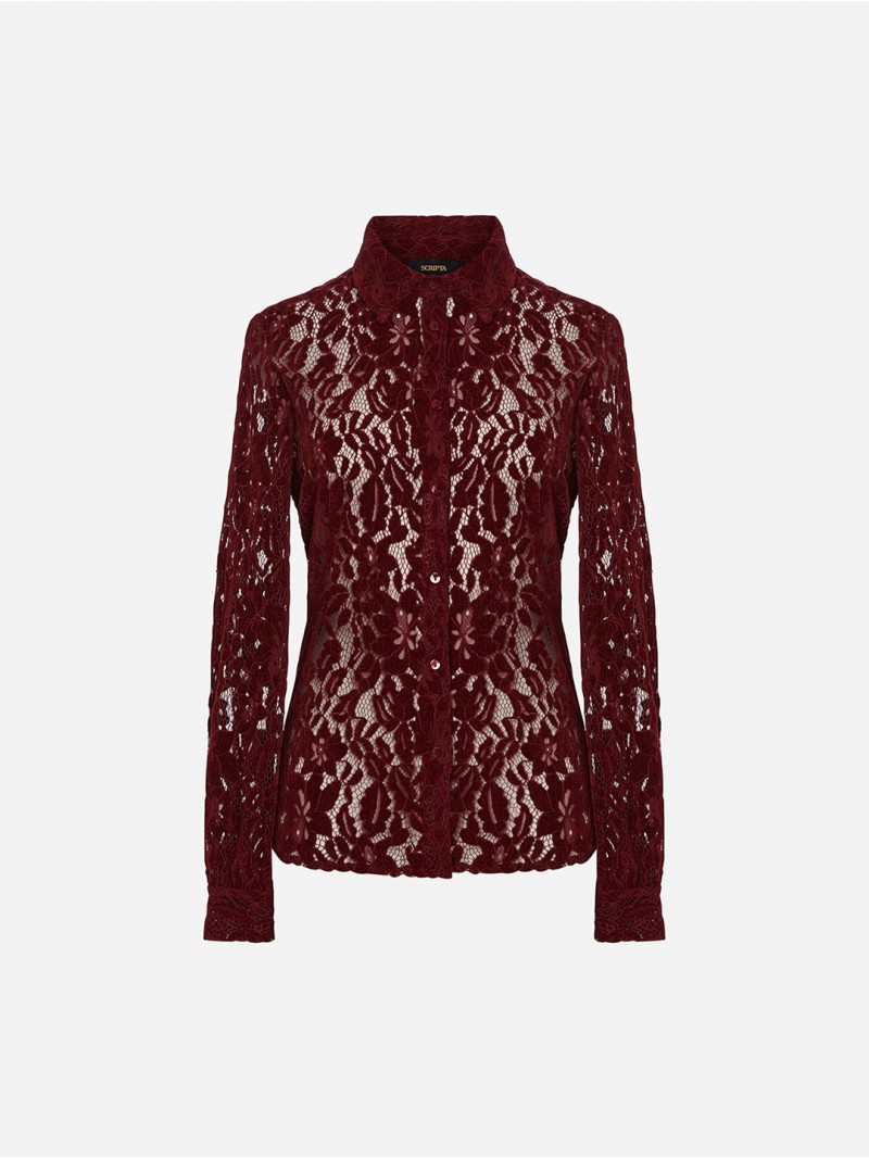Blusa em renda com botões à cor