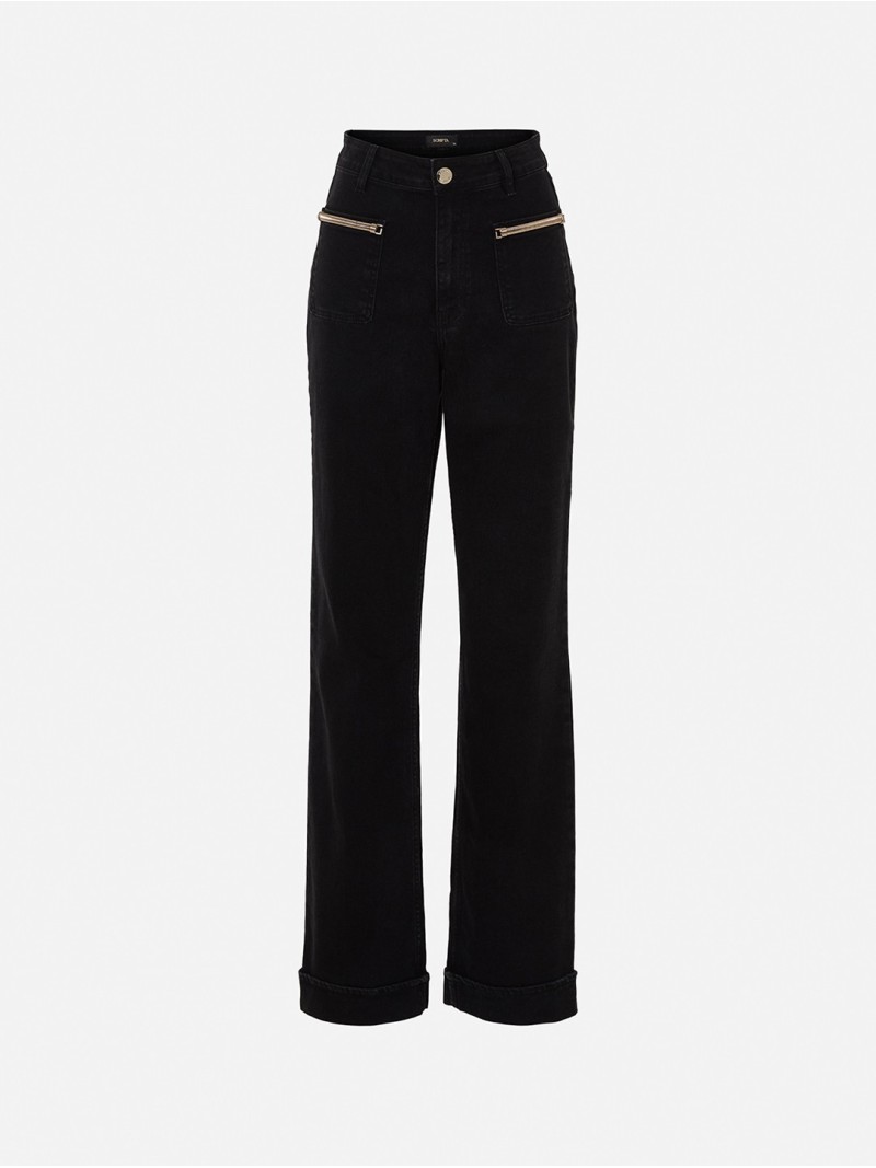 Calça de ganga com corte boca de sino
