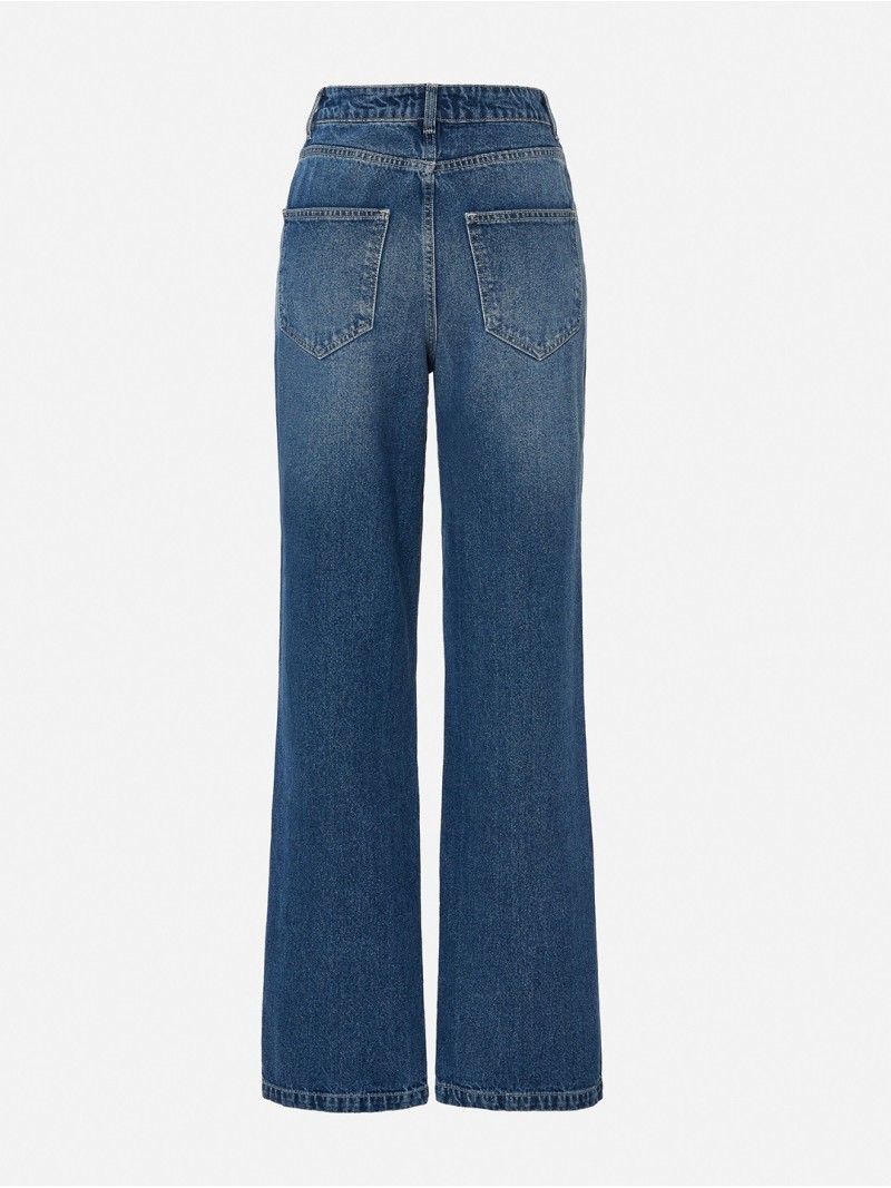 Calça de ganga com detalhe de costura 