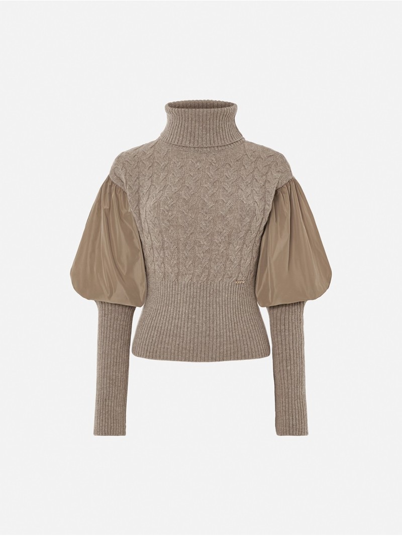Camisola com gola alta e efeito abalonado