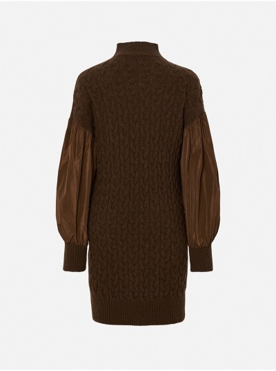 Vestido com efeito entrelaçado