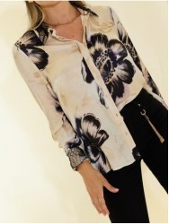 Blusa em seda com padrão floral e renda