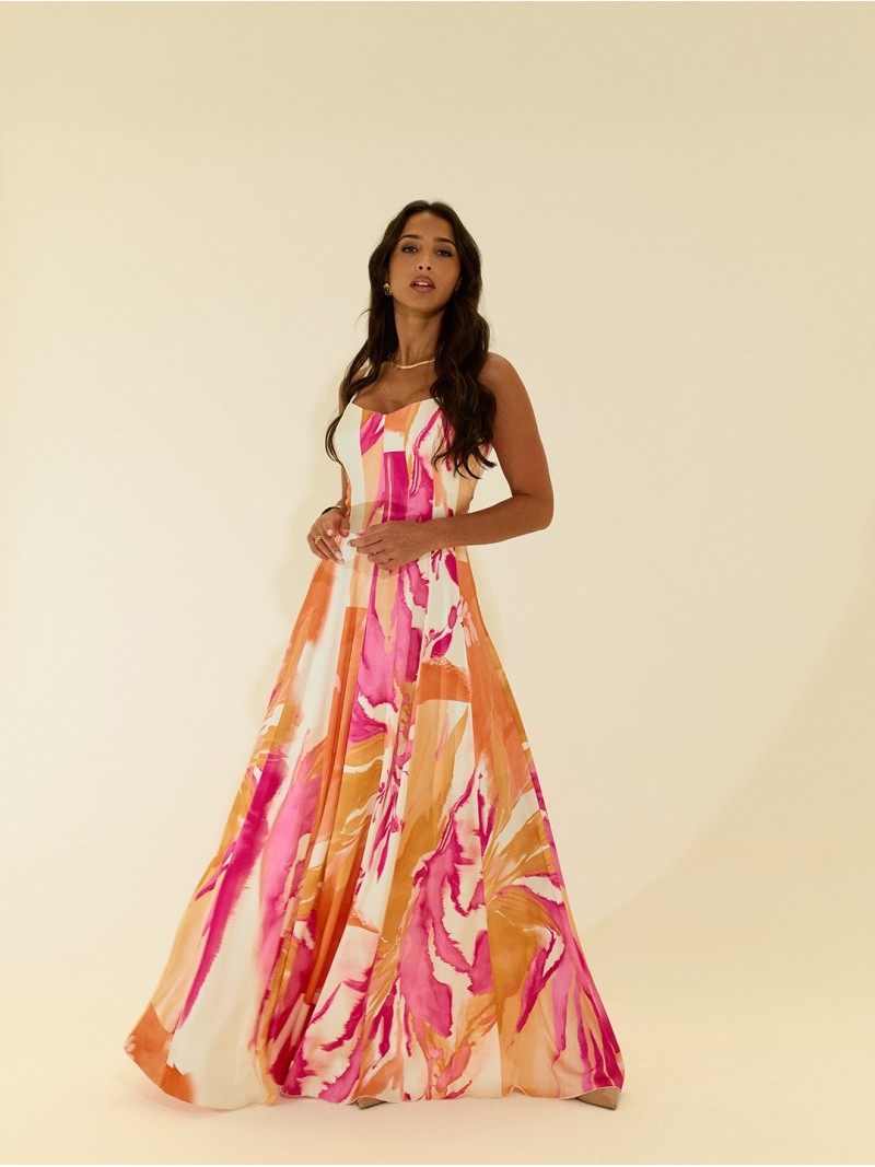 Vestido comprido com padrão e alça fina