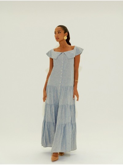Vestido comprido em linho com decote quadrado