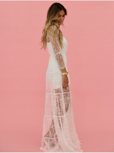 Vestido comprido em renda