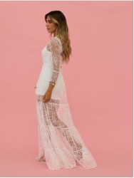 Vestido comprido em renda