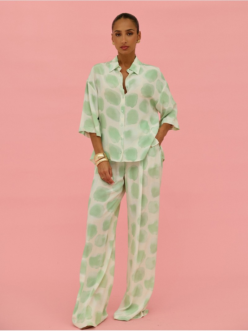 Flowing printed trousers with side pockets