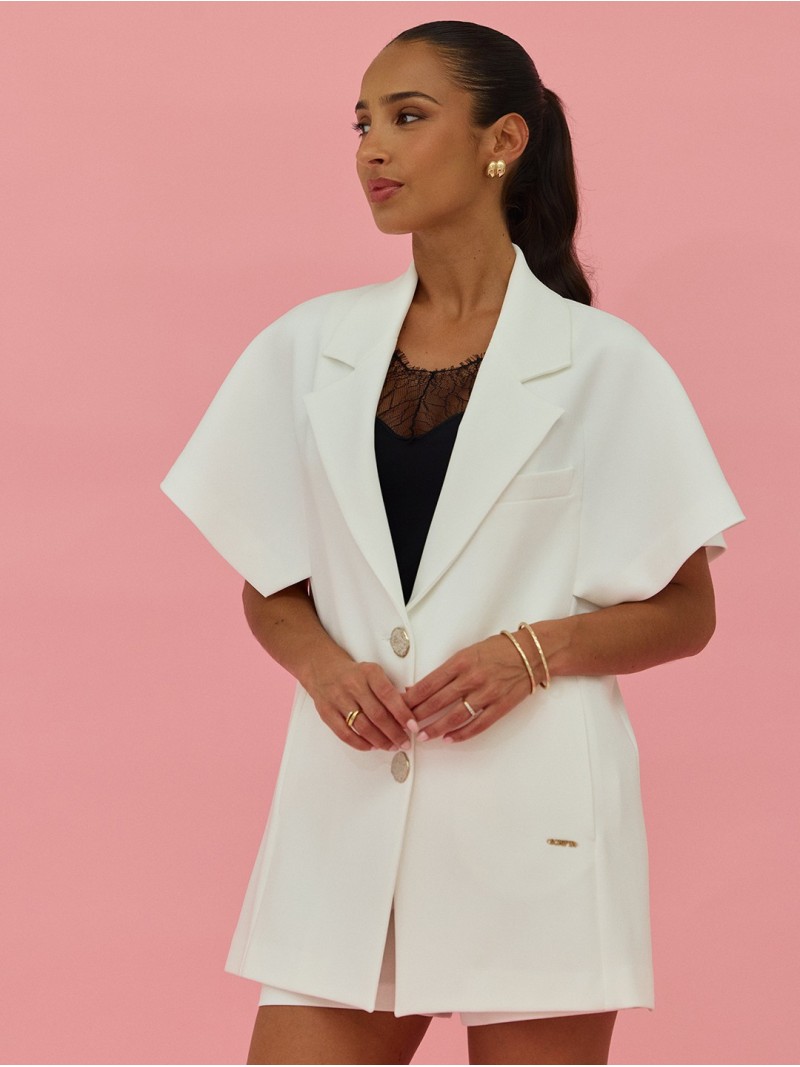 Straight-cut vest with metal buttons