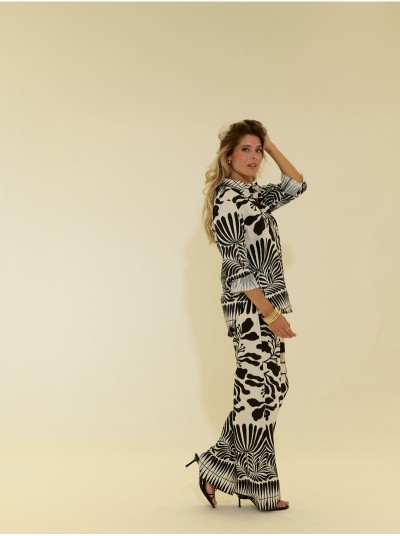 Blusa fluída estampada