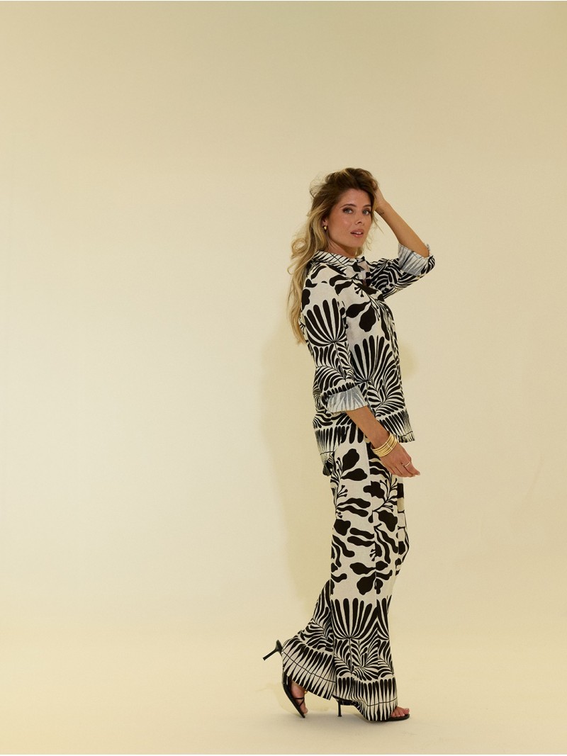 Calça fluída estampada