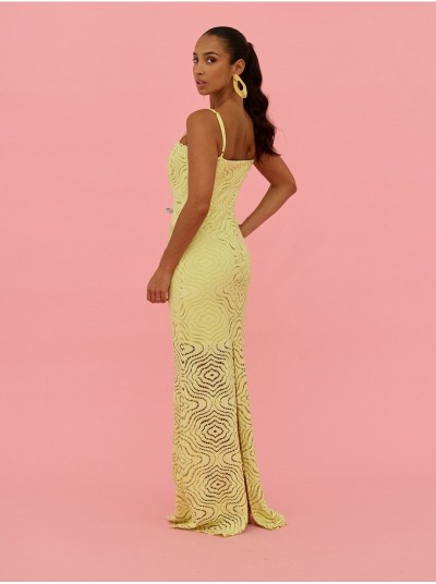 Vestido comprido em renda de alça fina