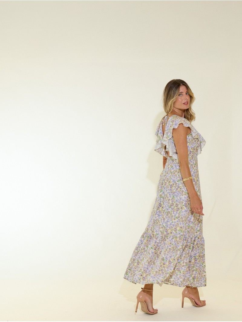 Vestido com padrão e folho 