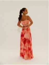 Vestido comprido tye dye com detalhes em renda